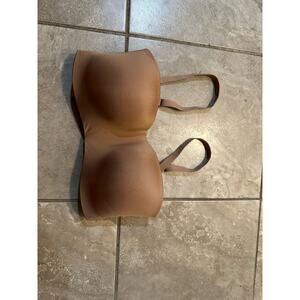 Skims Body Wireless convertible bra